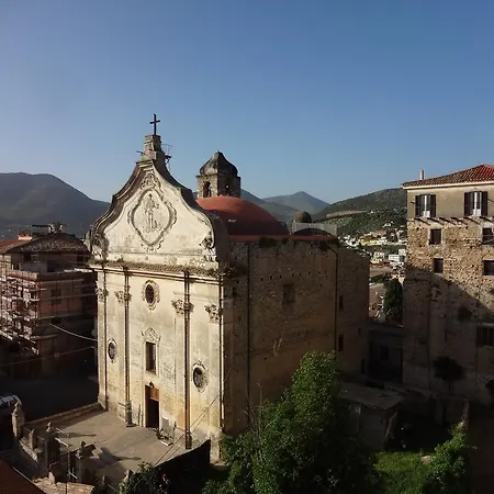 Torrione San Giovanni *